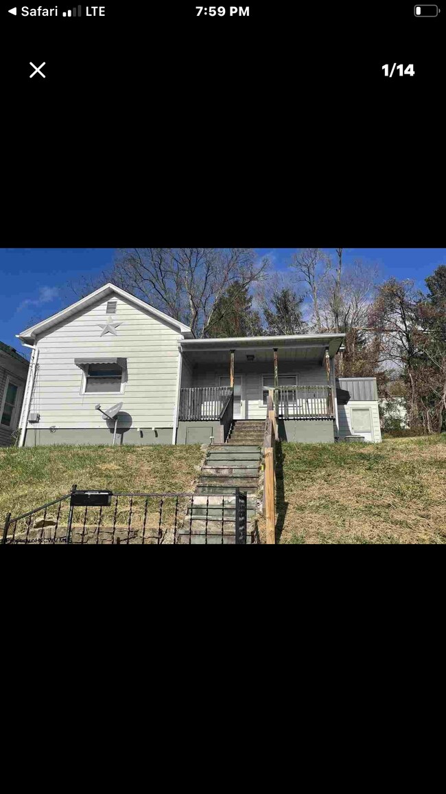 717 Glenn Ave 717 Glenn Ave Fairmont WV 26554 Apartment Finder