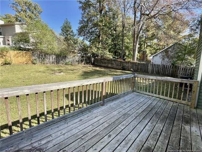 Building Photo - 341 Bahama Loop