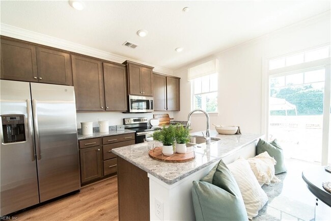 Building Photo - 603 Fishers Ct