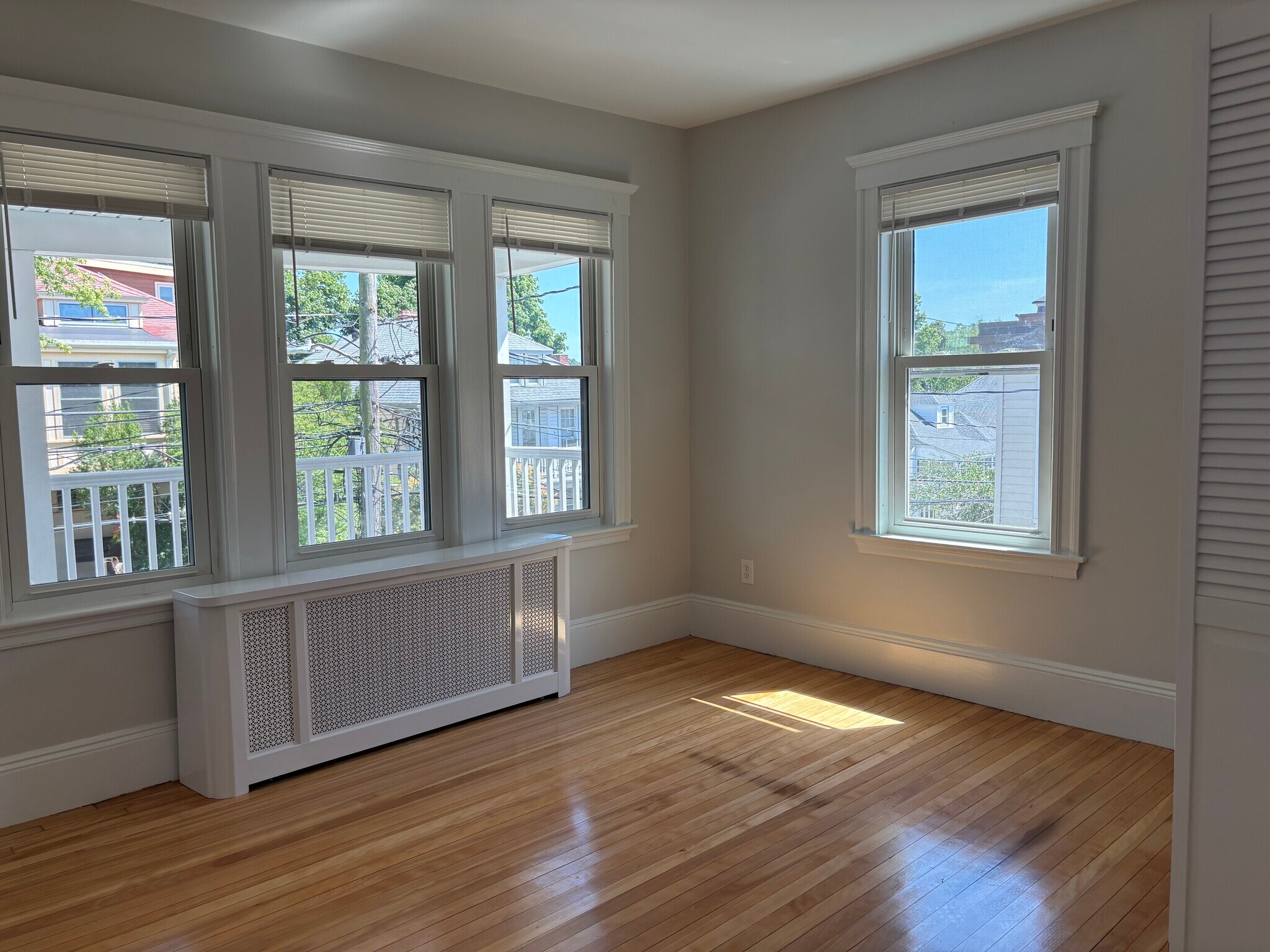 Building Photo - 32 Matchett St