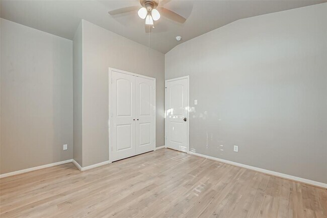 Building Photo - 2439 Marquette Trail