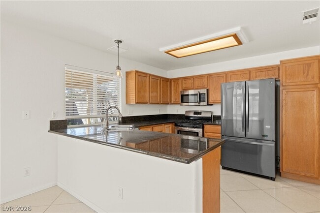 Building Photo - 7873 Laurelton Pl