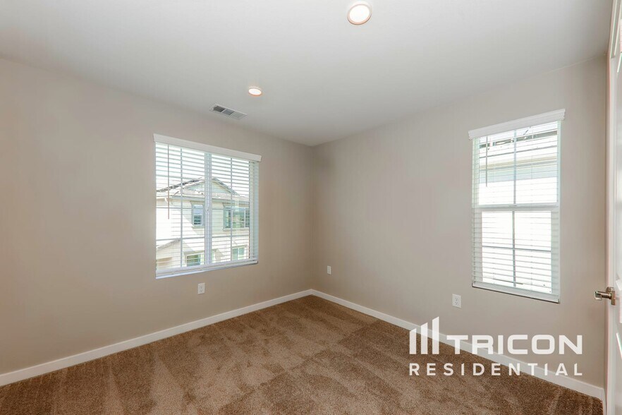 Building Photo - 29371 Caribbean Pine Way