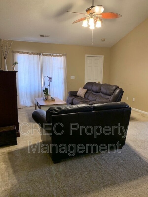 Building Photo - 5024 Holdsworth Dr