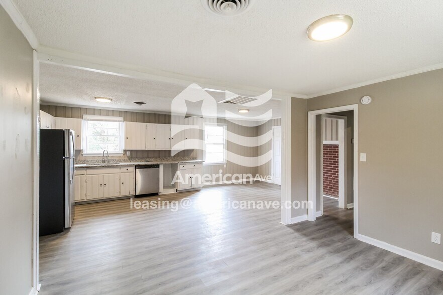 Building Photo - 3452 Doster Way