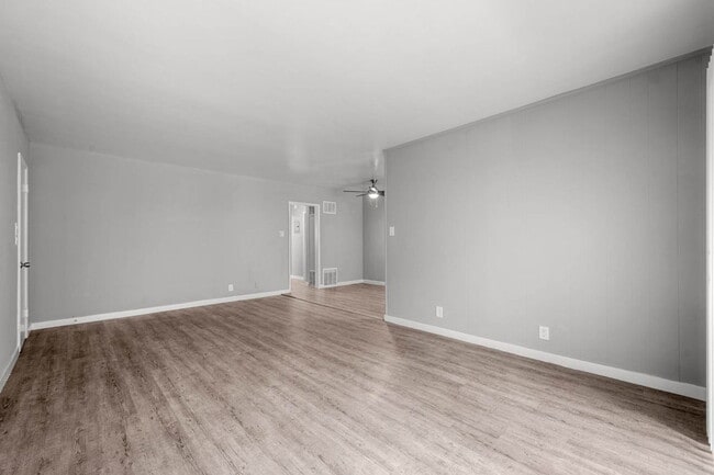Building Photo - 4024 Gelber Pl
