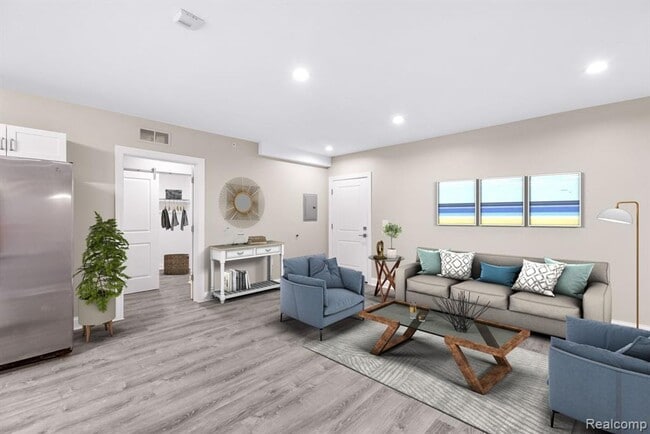 Building Photo - Brand new Rochester apartment close to downtown