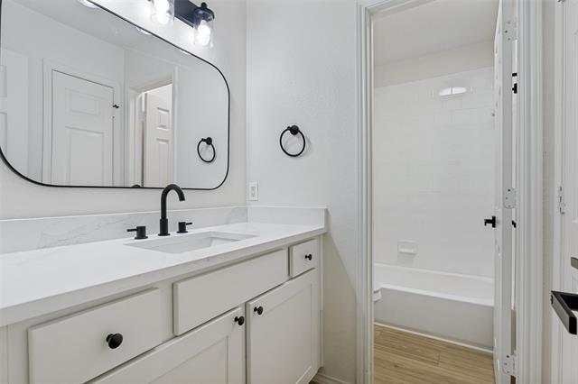 Building Photo - 11160 Silver Horn Dr
