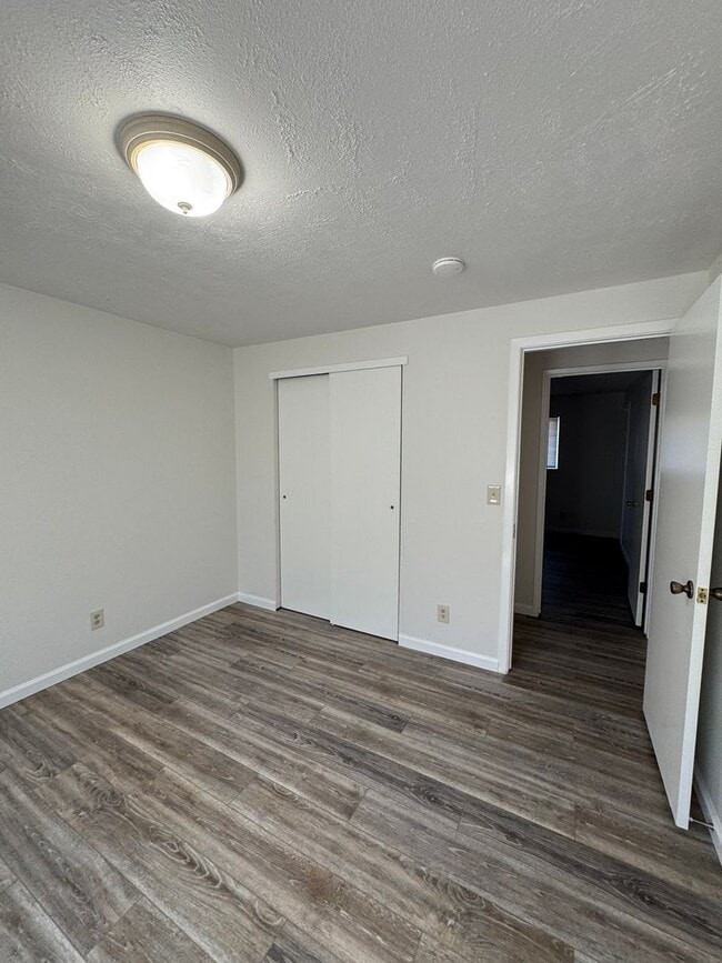 Building Photo - 331 Donald Terrace