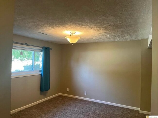 Building Photo - 7201 S 148th St