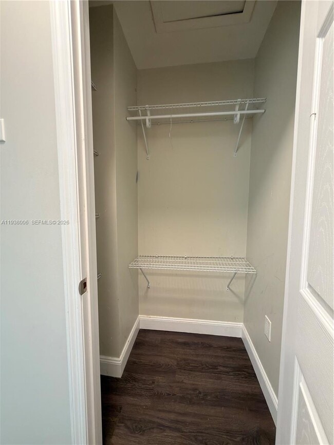 Building Photo - 15400 SW 81st Cir Ln