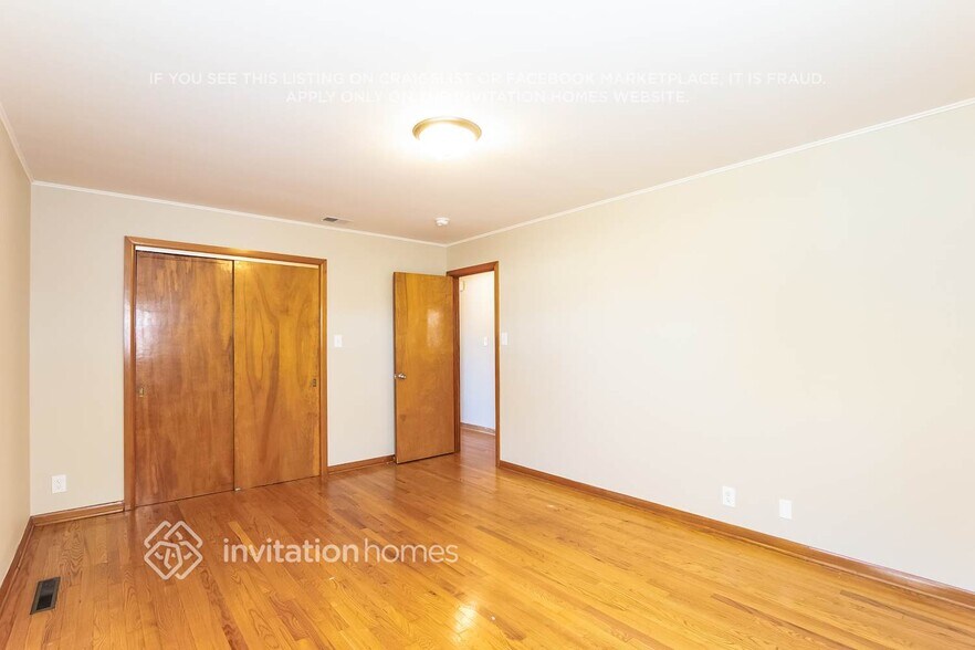 Building Photo - 8841 Merrimac Ave