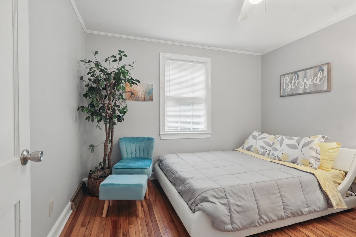 Building Photo - 239 W Lemly St