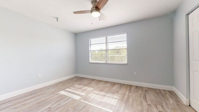 Building Photo - WAKE UP TO HILLSBOROUGH RIVER VIEWS IN THE HEART OF SEMINOLE HEIGHTS!