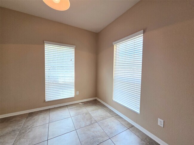 Building Photo - 2615 Elm Crossing Trail