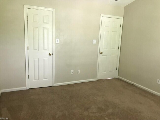 Building Photo - 3955 Seeman Rd