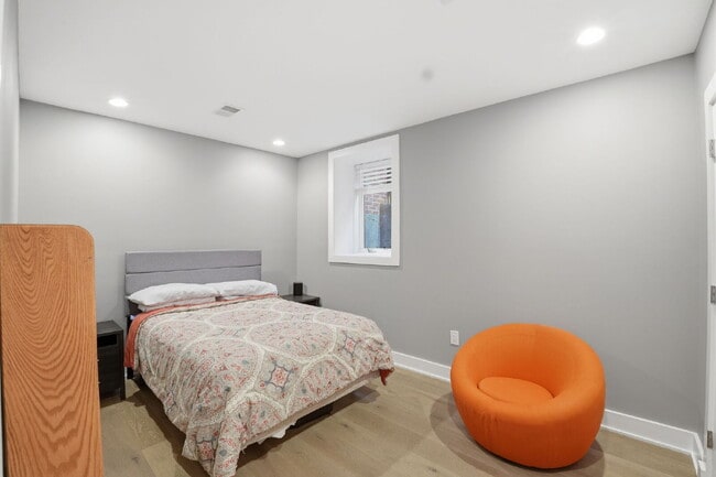 Building Photo - Boutique Condo Near Shaw Metro & Bloomingdale