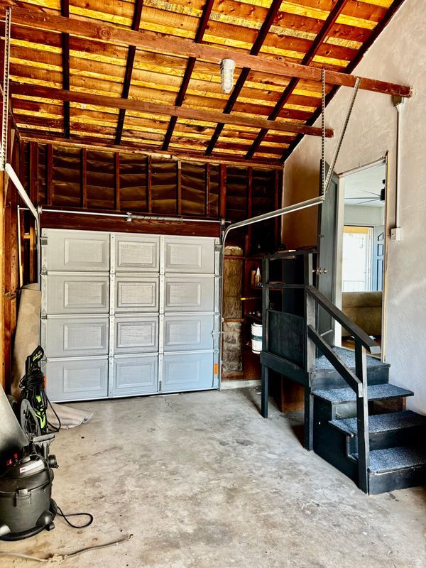 Building Photo - 2204 Barnett St
