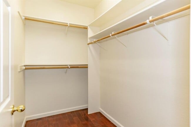 Building Photo - 1727 Wingfoot Dr
