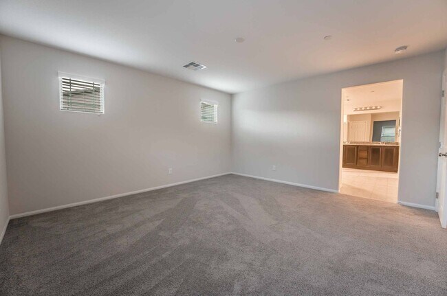 Building Photo - BEAUTIFUL 2 STORY HOME FOR RENT!