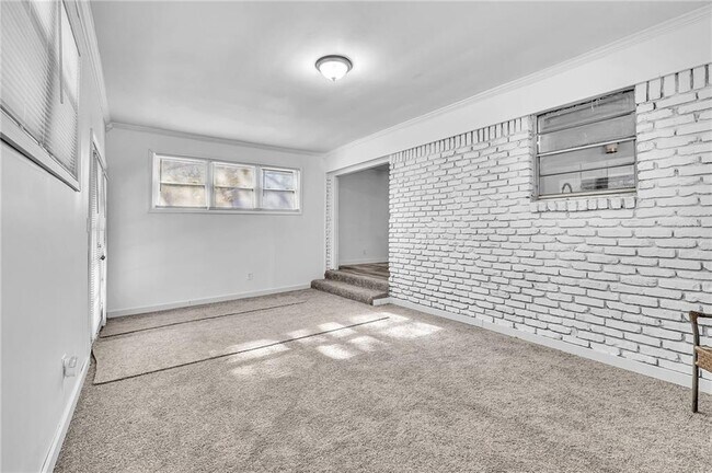 Building Photo - 2356 County Line Rd SW