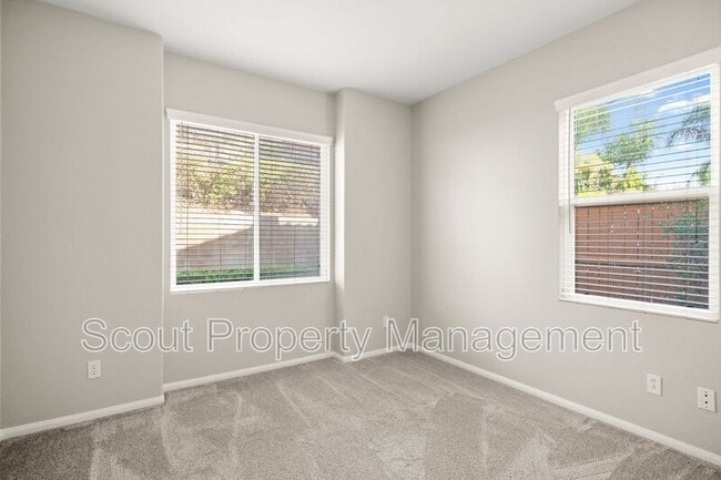 Building Photo - 44704 Mumm St