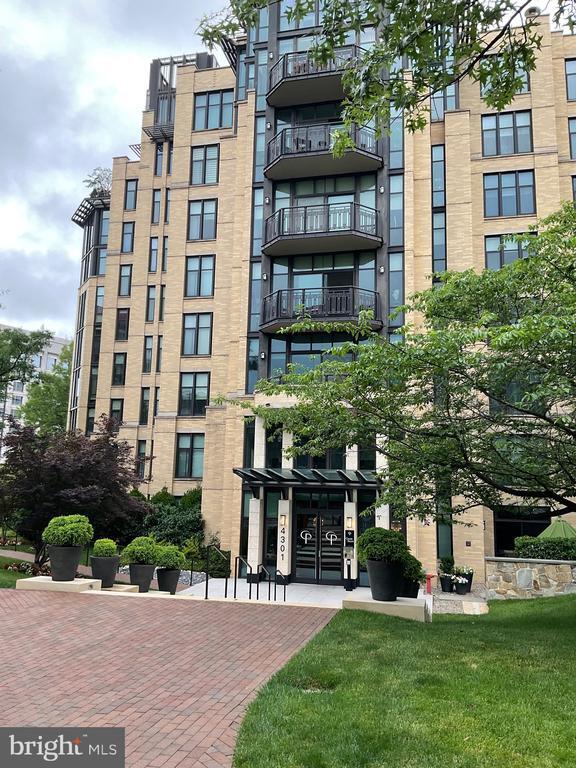 Building Photo - 4301 Military Rd NW