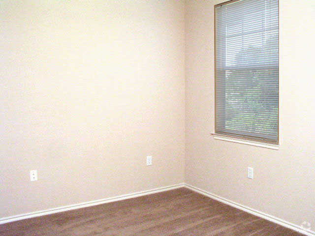 Bedroom - Landings at Bluff Ridge