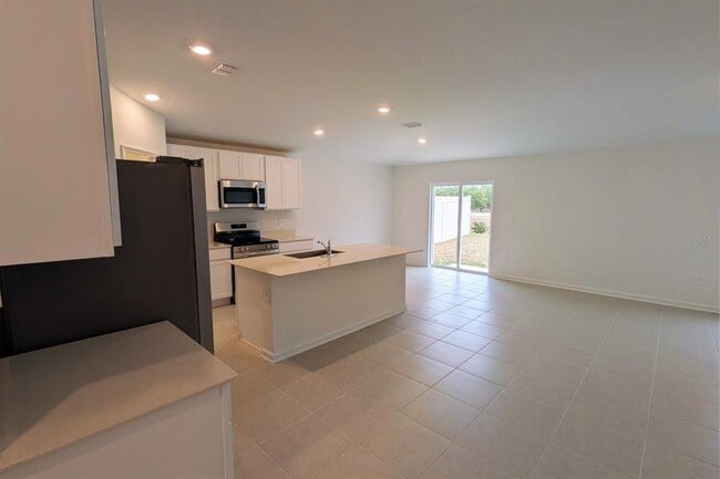 Building Photo - 2806 Pennachio Dr