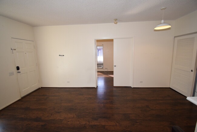 Building Photo - 91-989-525 Puamaeole St