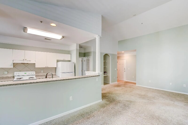 Building Photo - 2233 Egret Crest Ln