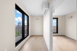 Building Photo - 608 Ocean Ave