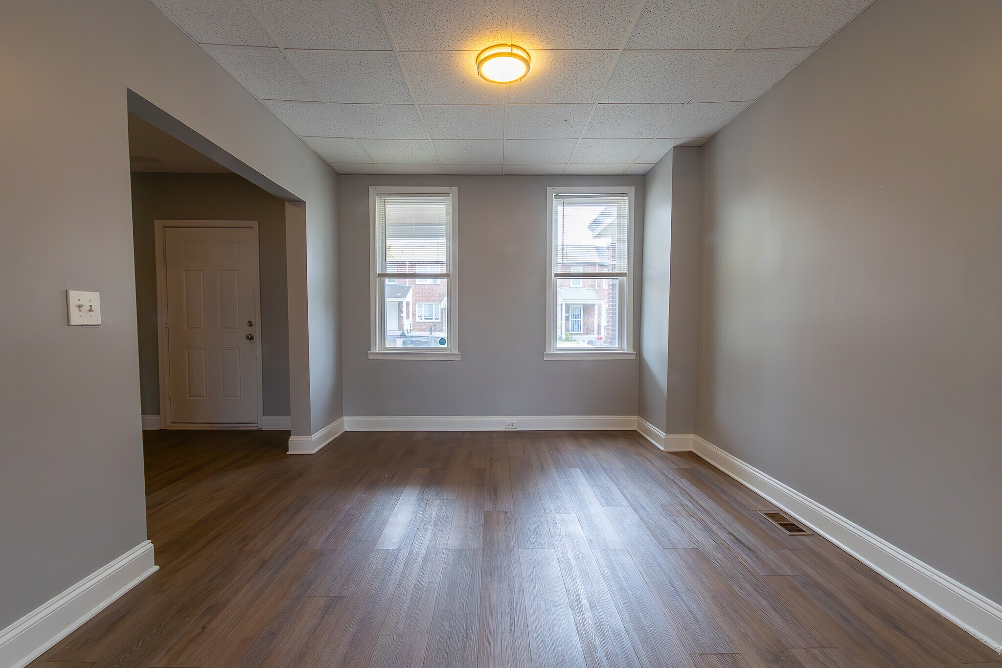 Building Photo - 3063 Mayfield Ave