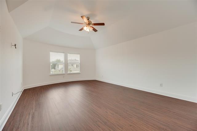 Building Photo - 1622 Mammoth Dr
