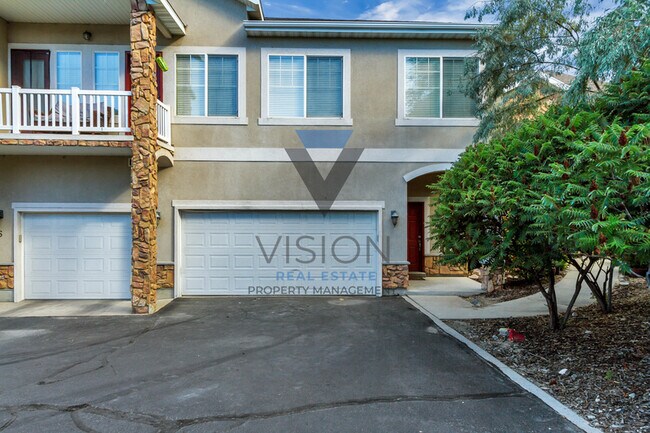 Building Photo - 1077 Canyon Meadow Dr