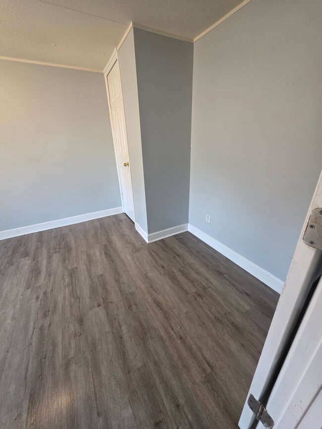 Building Photo - 652 Rices Creek Rd