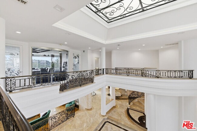 Building Photo - 24366 La Masina Ct