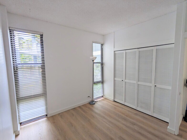 Second bedroom - 1030 Aoloa Pl