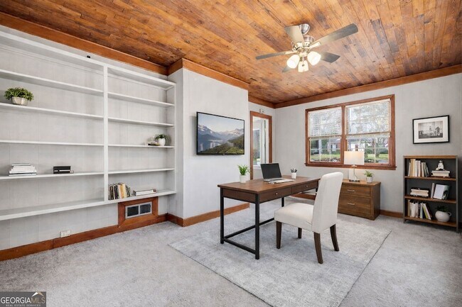 Building Photo - 1911 N Decatur Rd