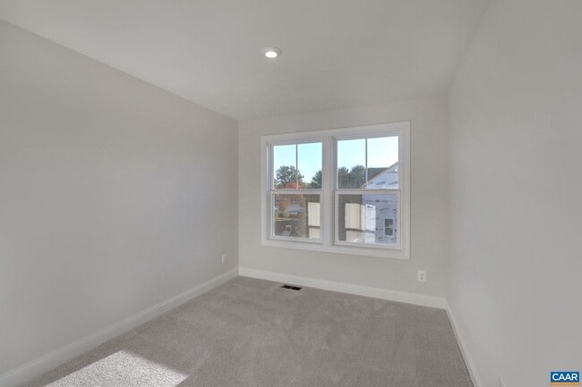 Building Photo - 2022 Calico Ct