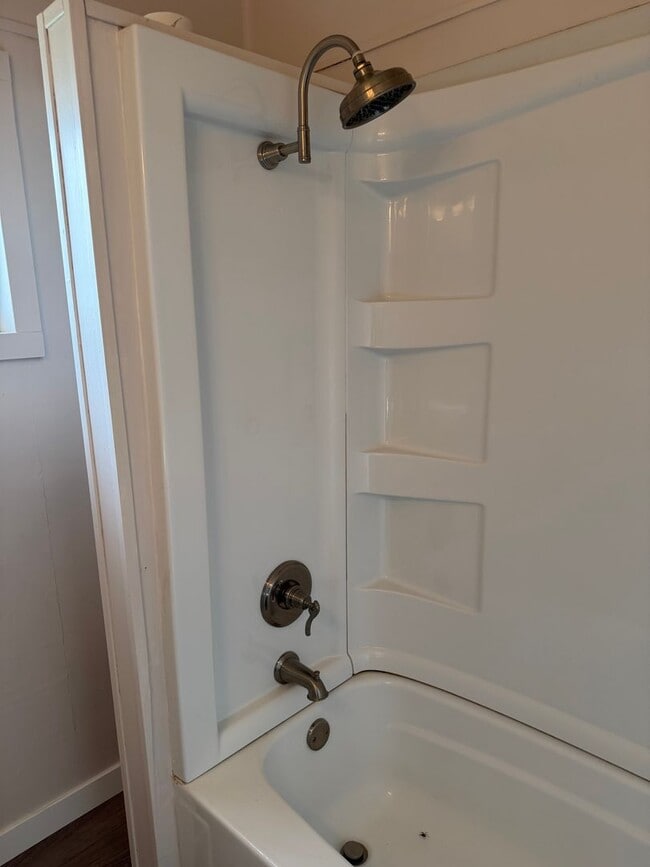 Building Photo - Updated 3 bedroom 2 bathroom house in Dexter!