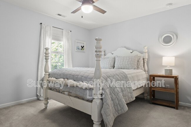 Building Photo - 13 Grist Mill Ct