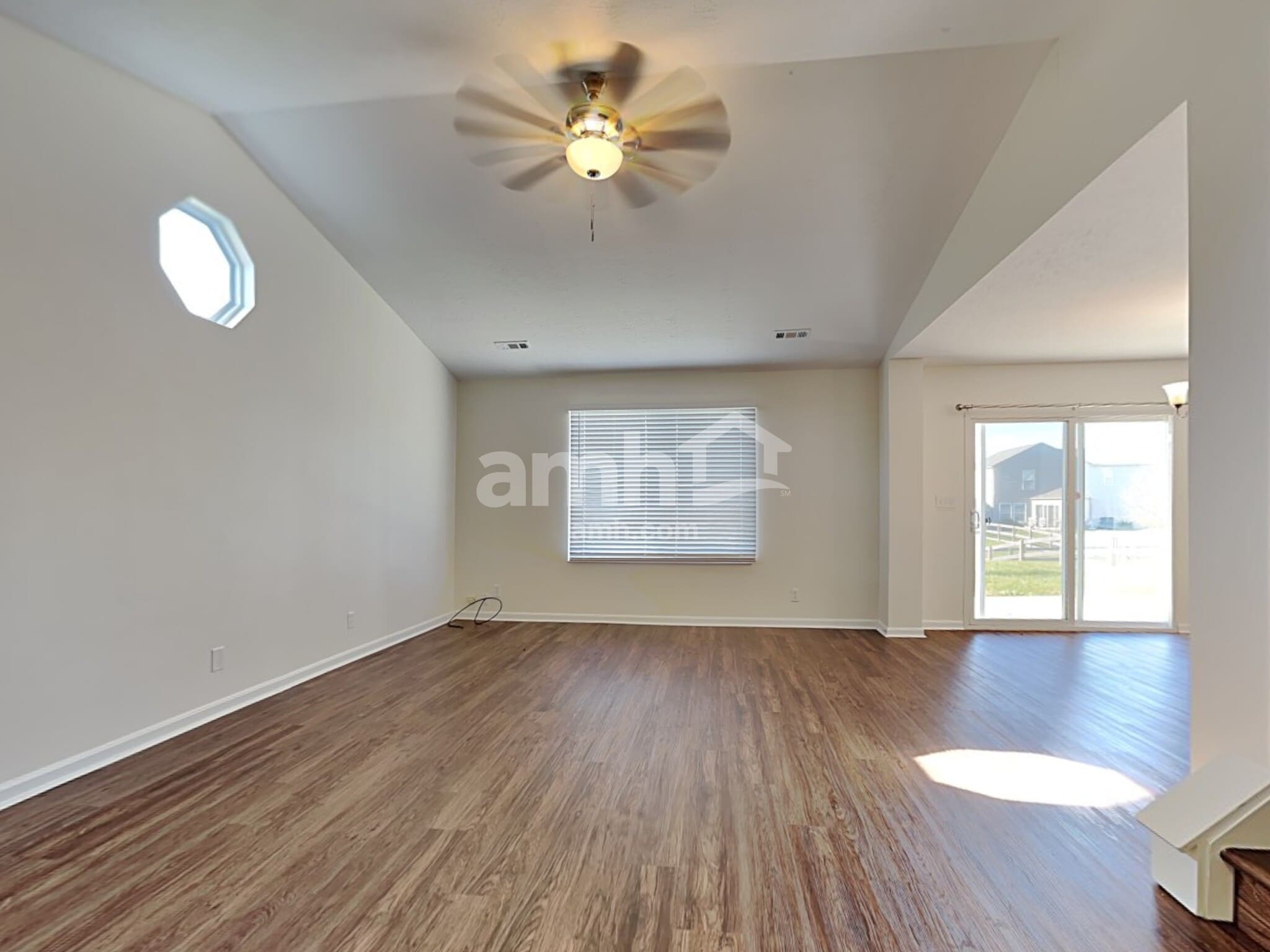 Building Photo - 1162 Edgewater Way