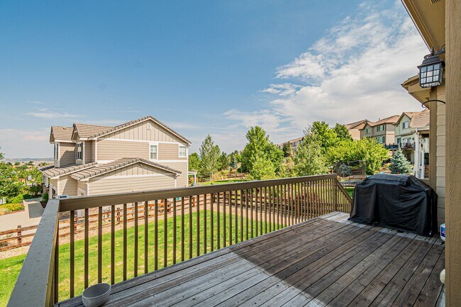 Building Photo - Spacious 5BD, 4BA Castle Rock Home with Fi...