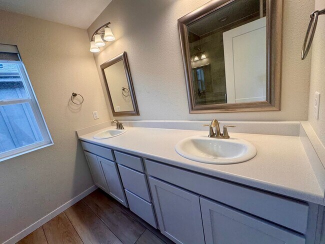 Building Photo - New Construction 3 Bedroom Townhome in University Park