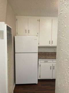 Primary Photo - WASHER/DRYER IN UNIT! SECTION 8 APPROVED! ...