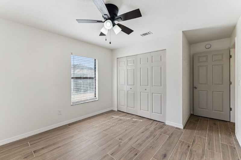 Building Photo - 431 Sheldon St