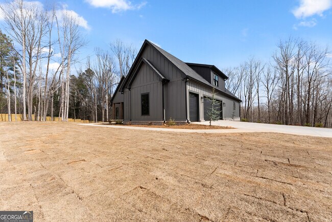 Building Photo - 3255 Tanners Mill Rd