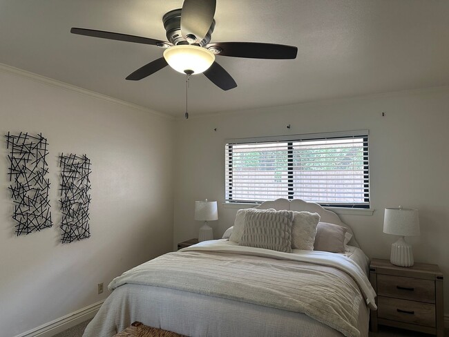 Building Photo - 11414 Raindrop Dr