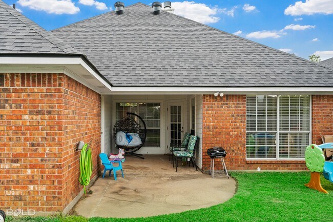 Building Photo - Richmond Cove - Close to Barksdale AF